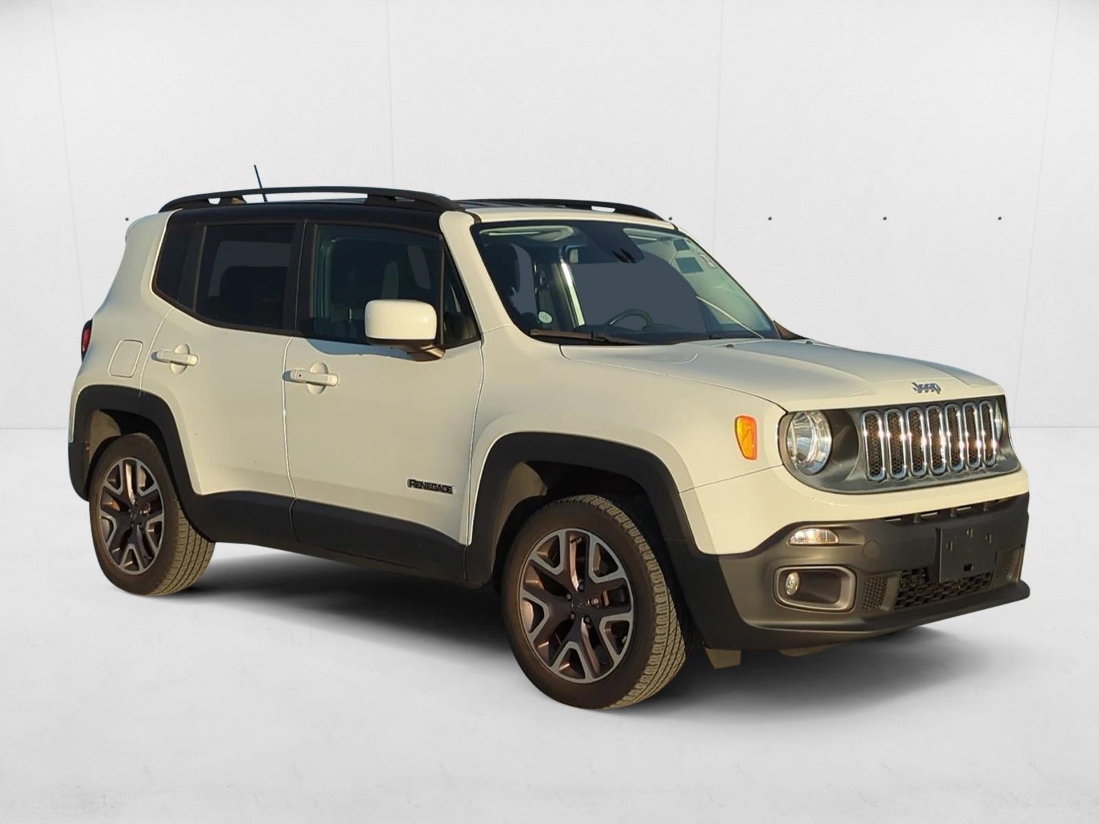 2016 Jeep Renegade Latitude photo 3