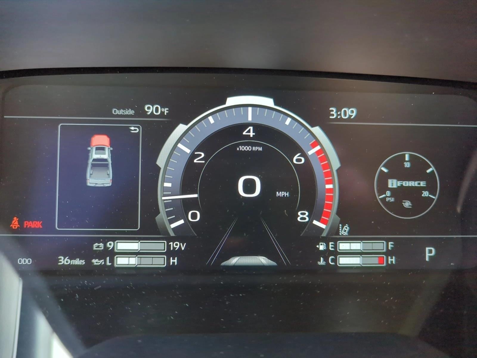 2025 Toyota Tundra Limited - Photo 14