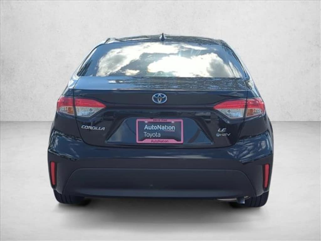 Certified 2025 Toyota Corolla Hybrid LE Sedan