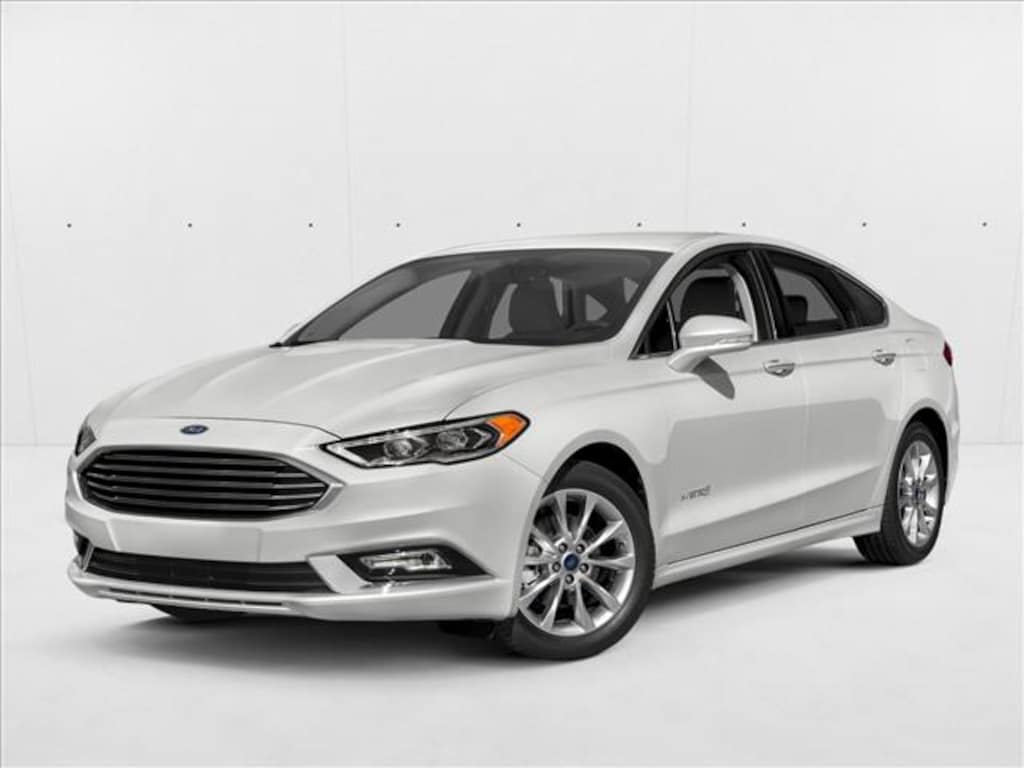 Used 2017 Ford Fusion Hybrid SE Sedan