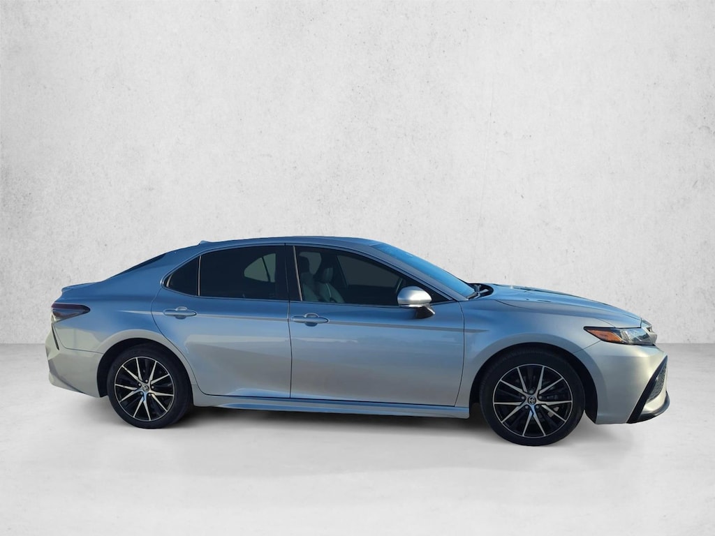 Used 2024 Toyota Camry SE Sedan