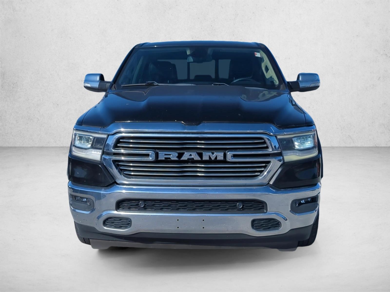 2019 Ram 1500 Laramie photo 2