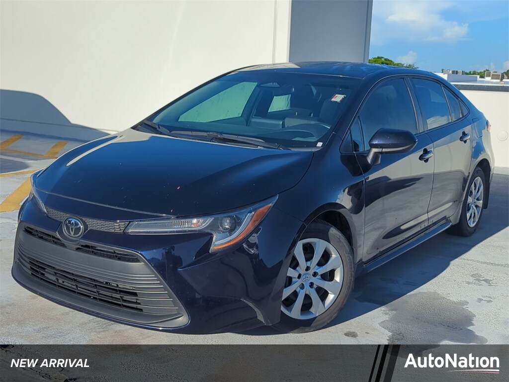 Used 2025 Toyota Corolla LE Sedan