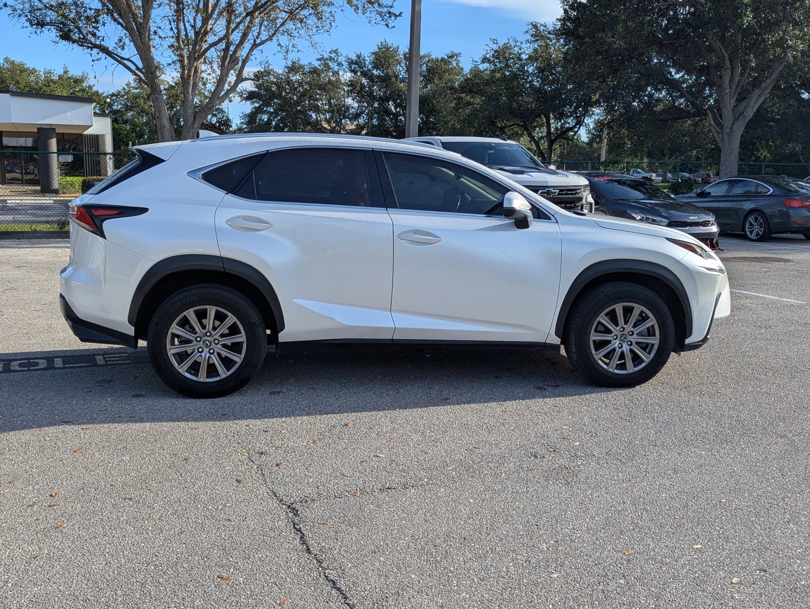 2020 Lexus NX 300 photo 4