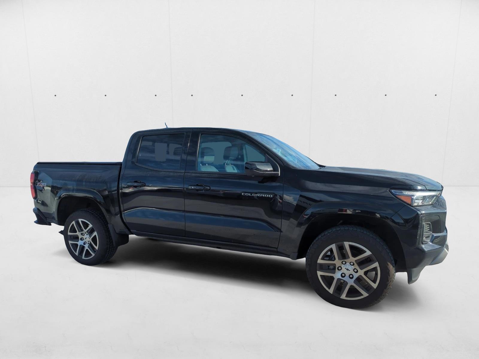 2023 Chevrolet Colorado Z71 photo 4