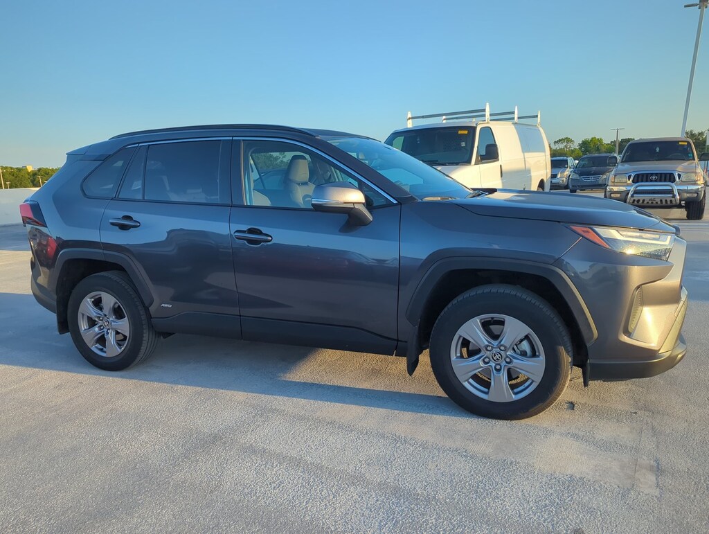 Used 2025 Toyota RAV4 Hybrid XLE SUV
