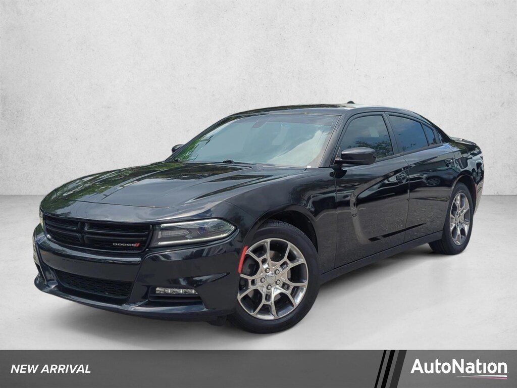 Used 2016 Dodge Charger SXT Sedan