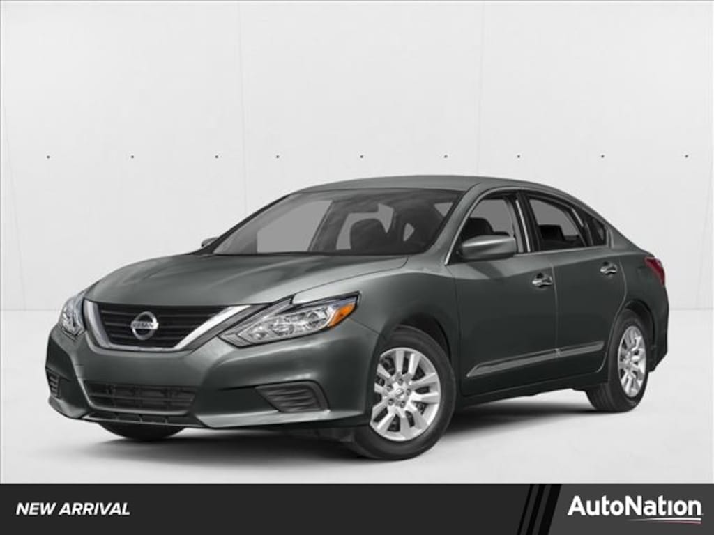 Used 2016 Nissan Altima 2.5 Sedan
