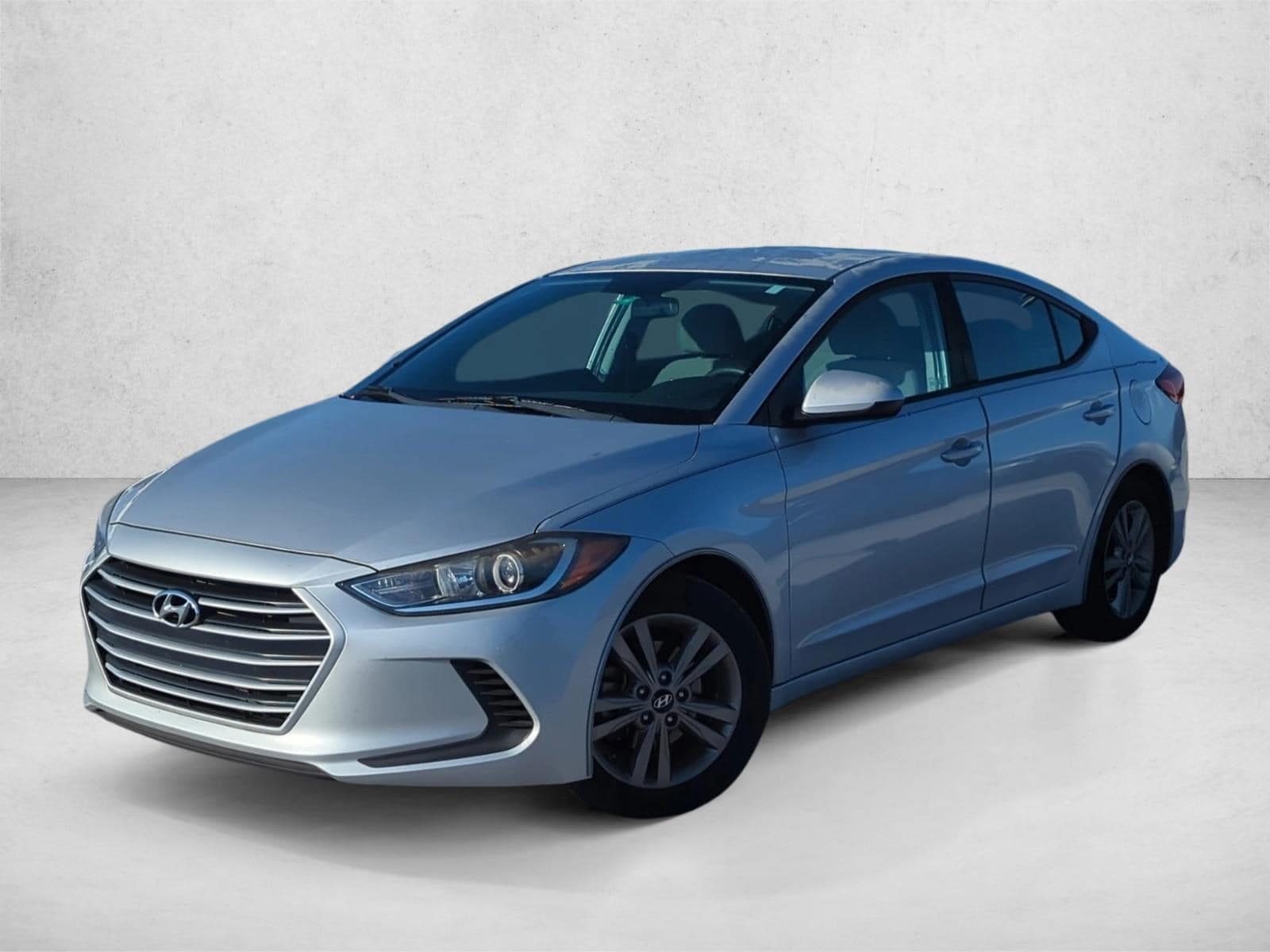 2017 Hyundai Elantra SE's photo