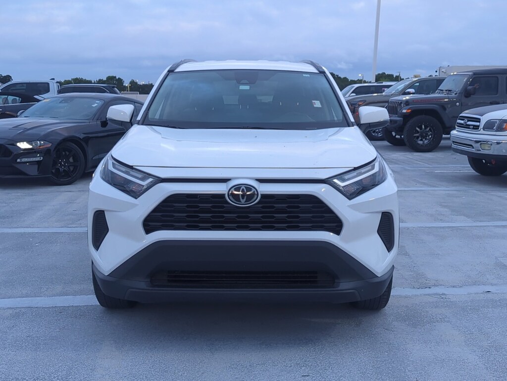 Used 2022 Toyota RAV4 XLE SUV
