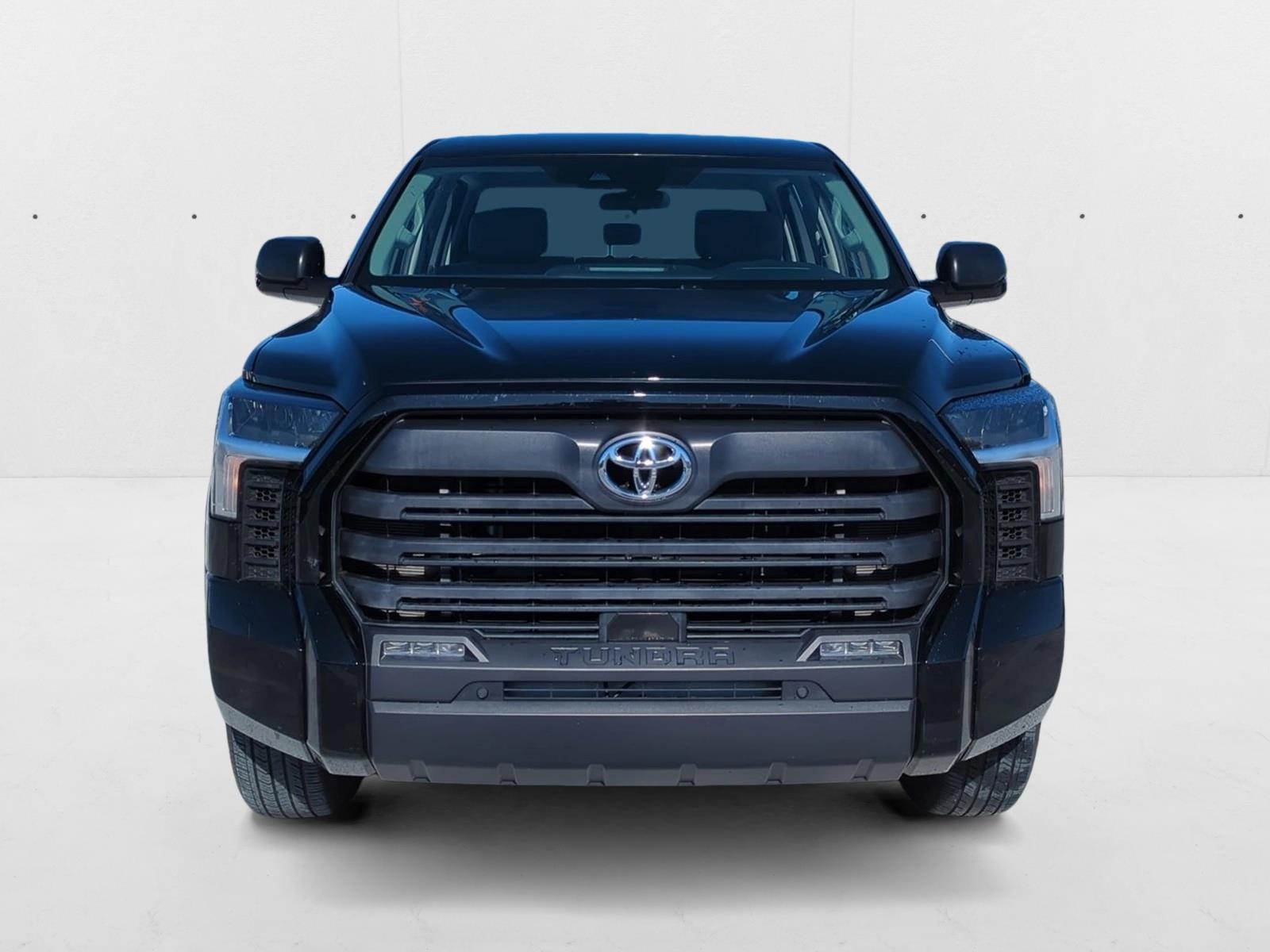 2024 Toyota Tundra SR5 CrewMax photo 2