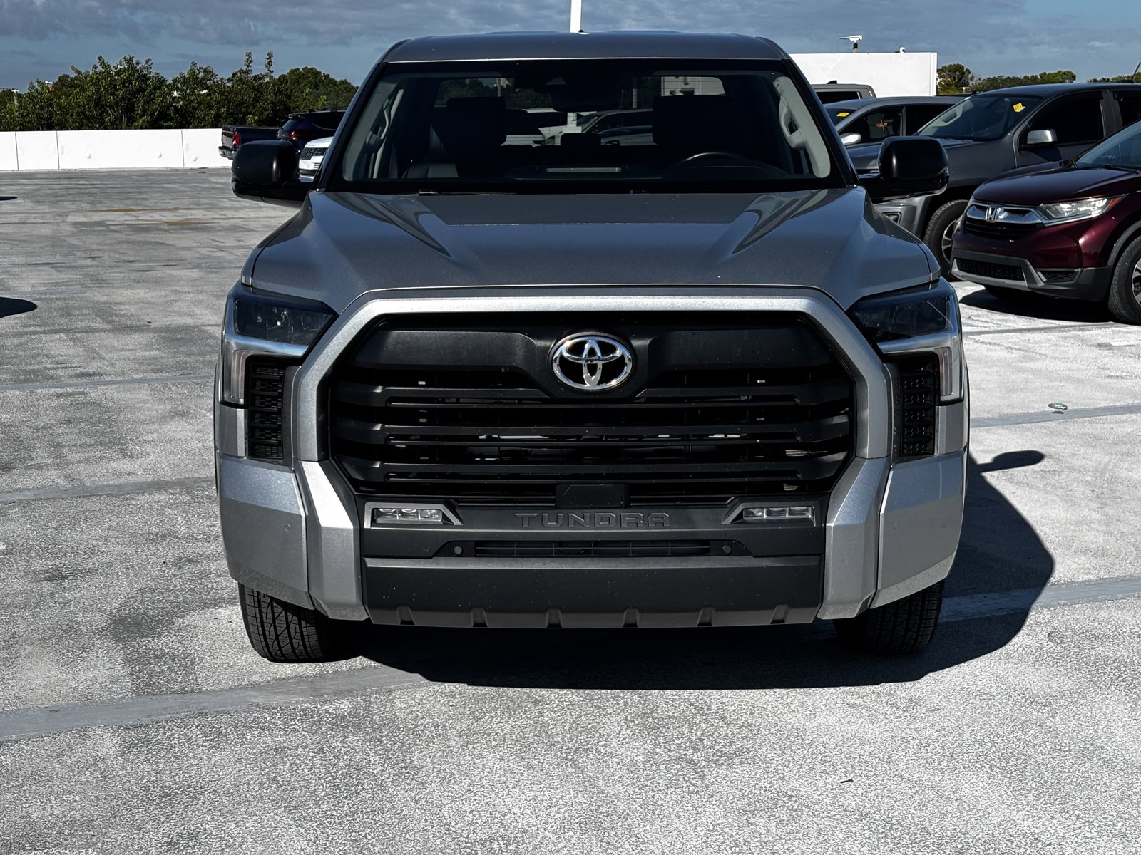 2023 Toyota Tundra SR5 CrewMax photo 2