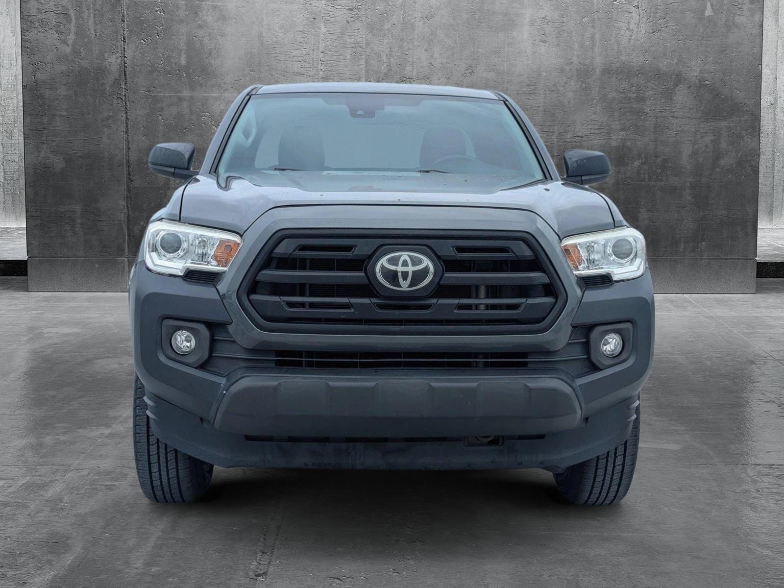 Used 2019 Toyota Tacoma SR with VIN 5TFRX5GN5KX136829 for sale in Fort Myers, FL