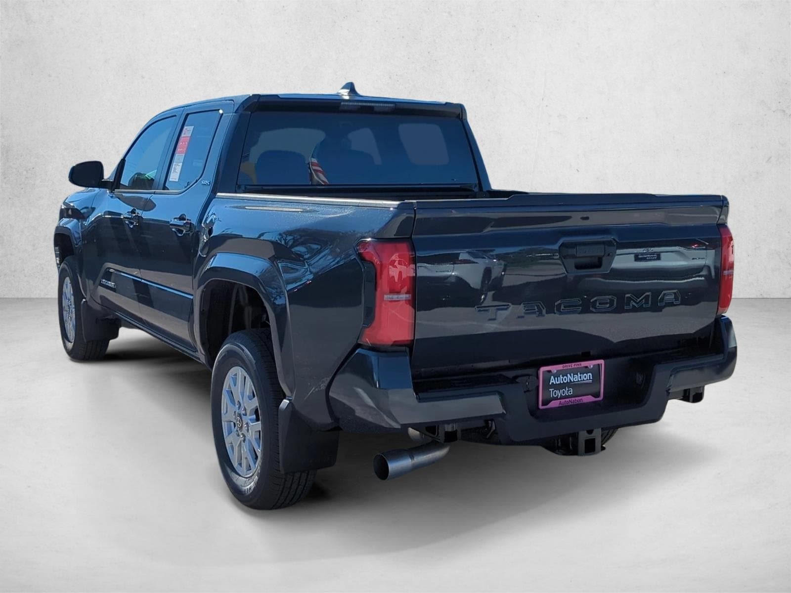 2026 Toyota Tacoma SR5 - Photo 7