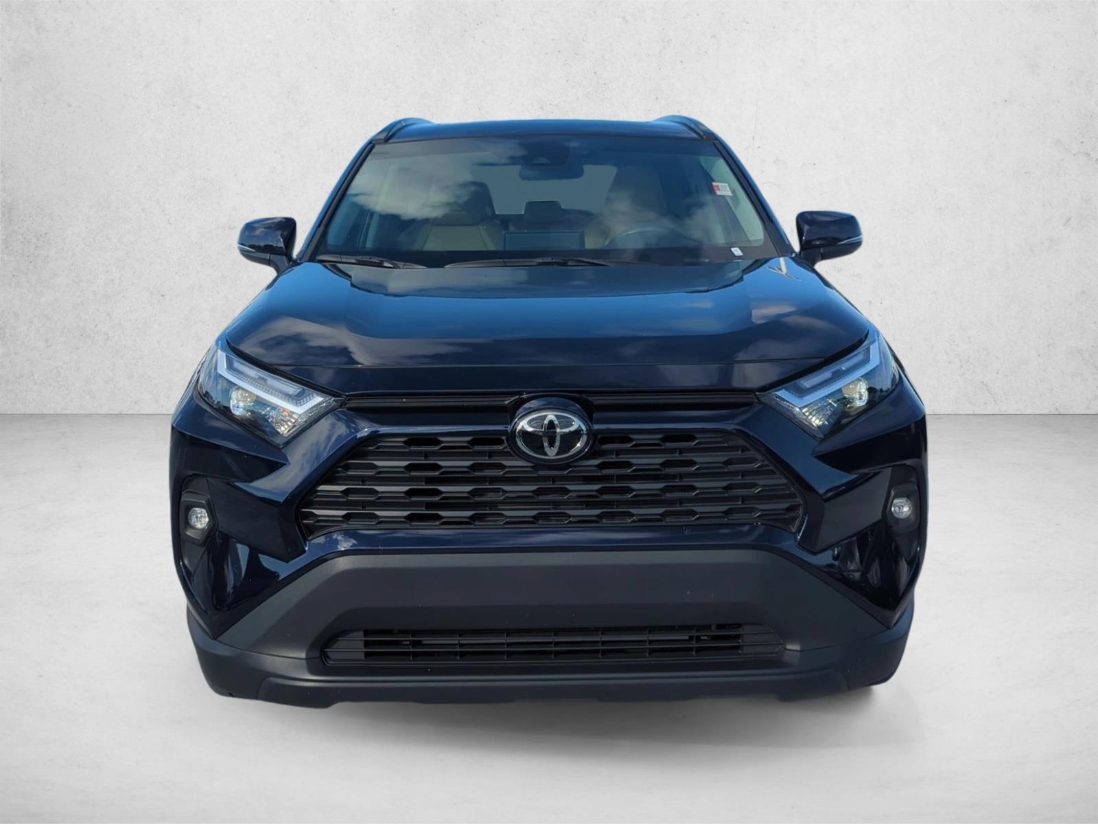 2023 Toyota RAV4 XLE Premium photo 2