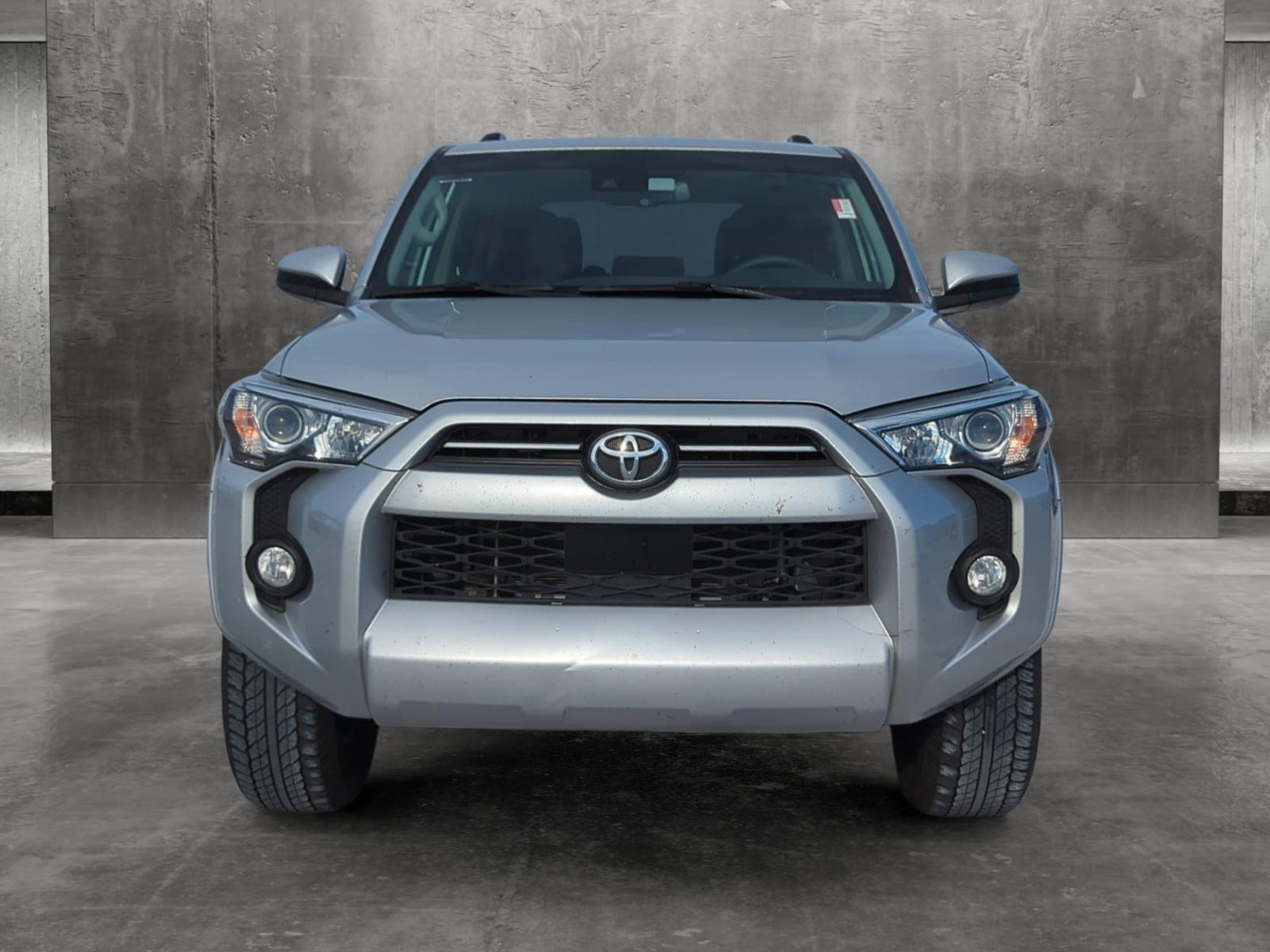 Used 2020 Toyota 4Runner SR5 with VIN JTEZU5JR5L5219206 for sale in Fort Myers, FL