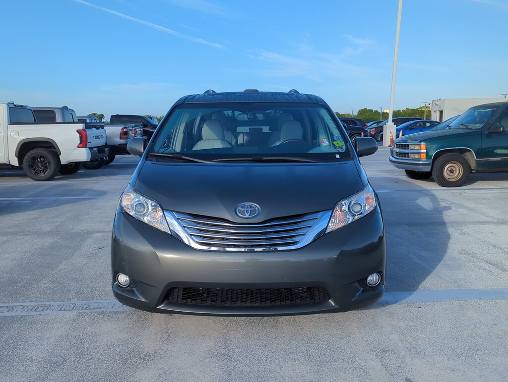 Used 2012 Toyota Sienna Limited V6 7 Passenger Van