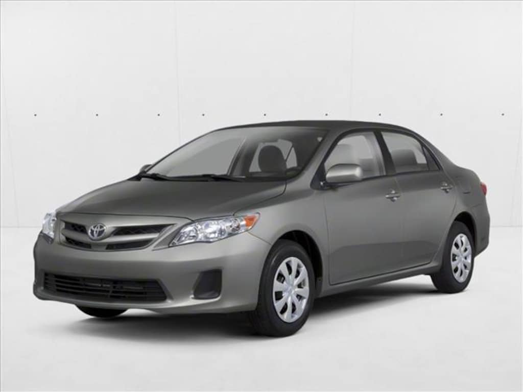 Used 2013 Toyota Corolla LE Sedan