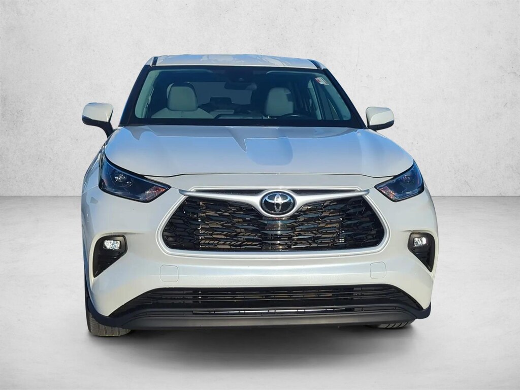 Certified 2025 Toyota Highlander LE SUV