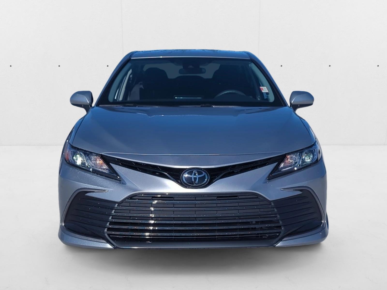 2023 Toyota Camry LE SE photo 2
