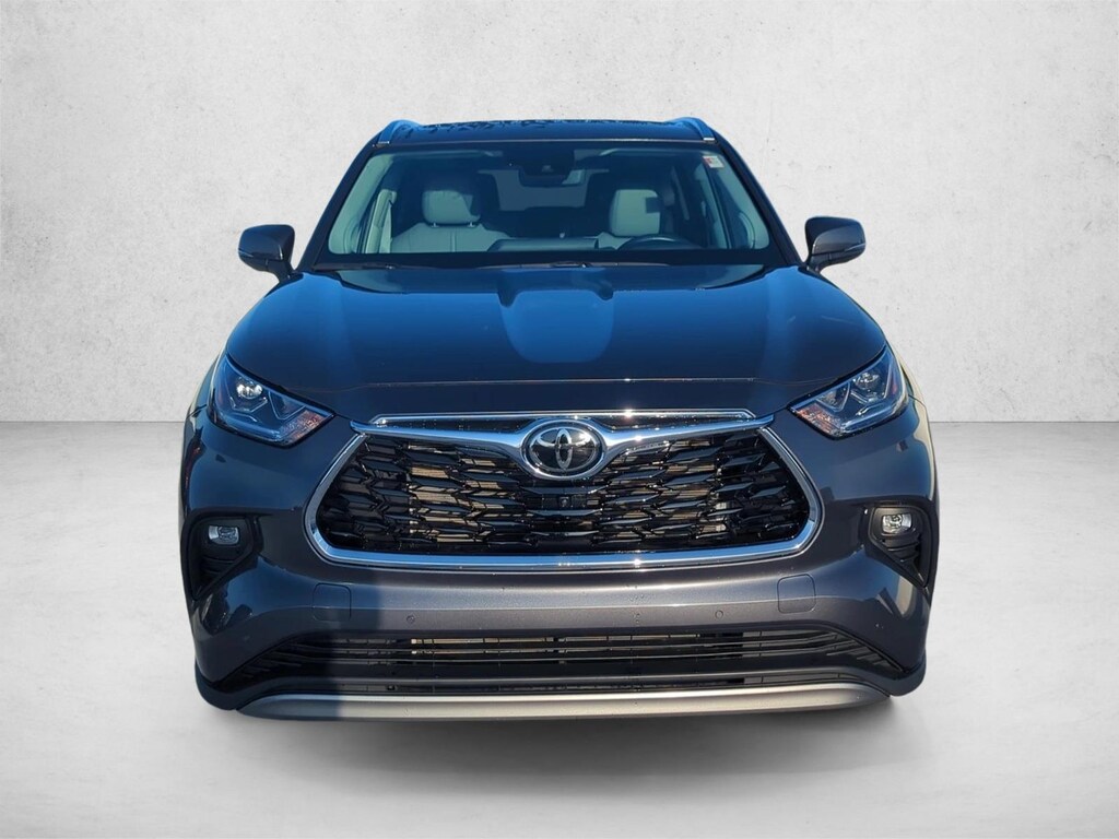 Used 2023 Toyota Highlander Platinum SUV