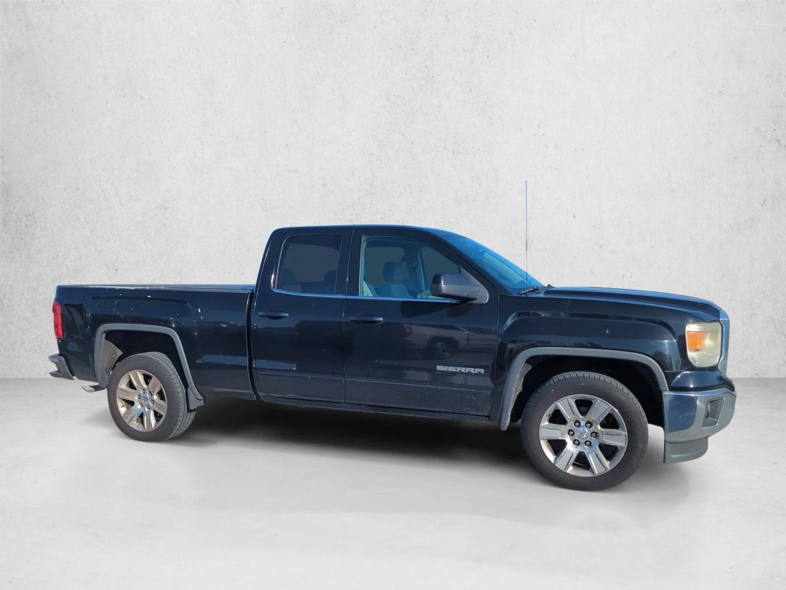 2015 Gmc Sierra 1500 SLE photo 4