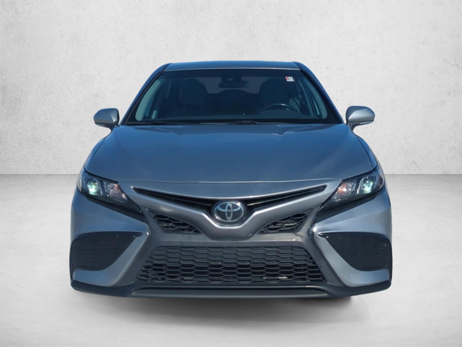 2023 Toyota Camry SE photo 2