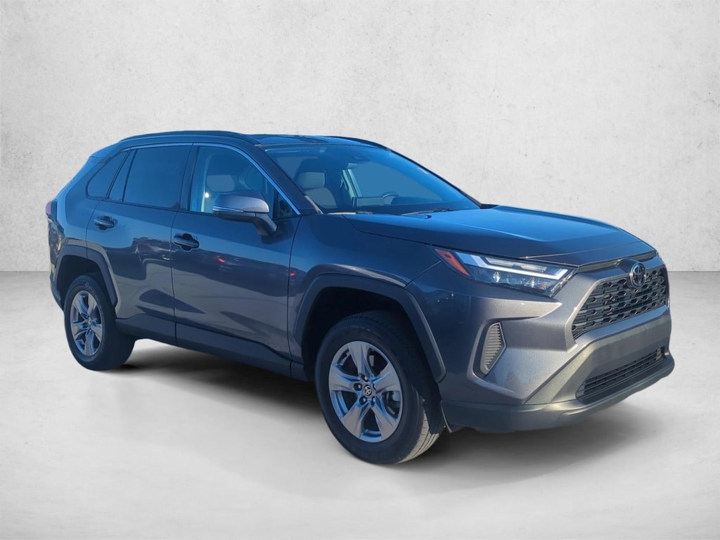 Used 2022 Toyota RAV4 XLE SUV