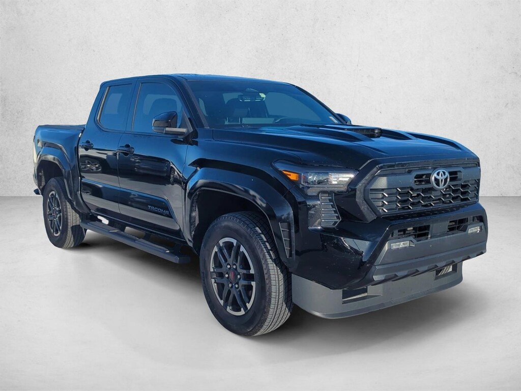 Used 2025 Toyota Tacoma SR5 Truck Double Cab