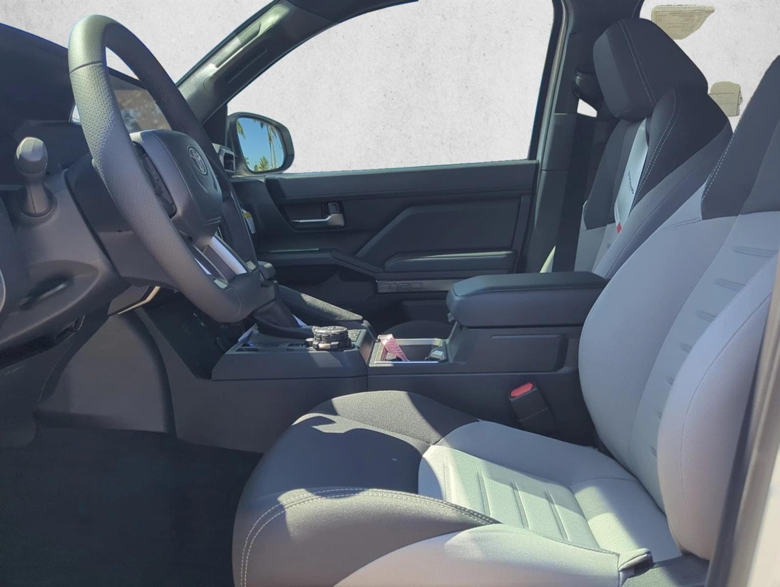 2025 Toyota Tacoma TRD Off Road - Photo 12