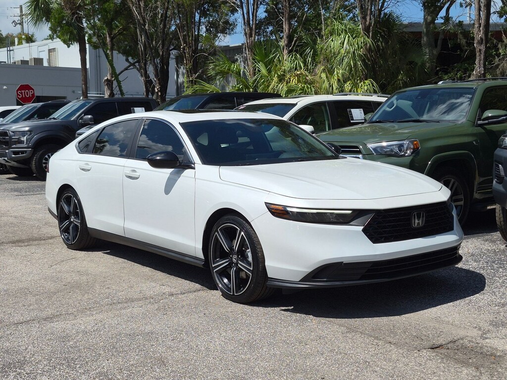 Used 2023 Honda Accord Hybrid Sport w/BSI Sedan