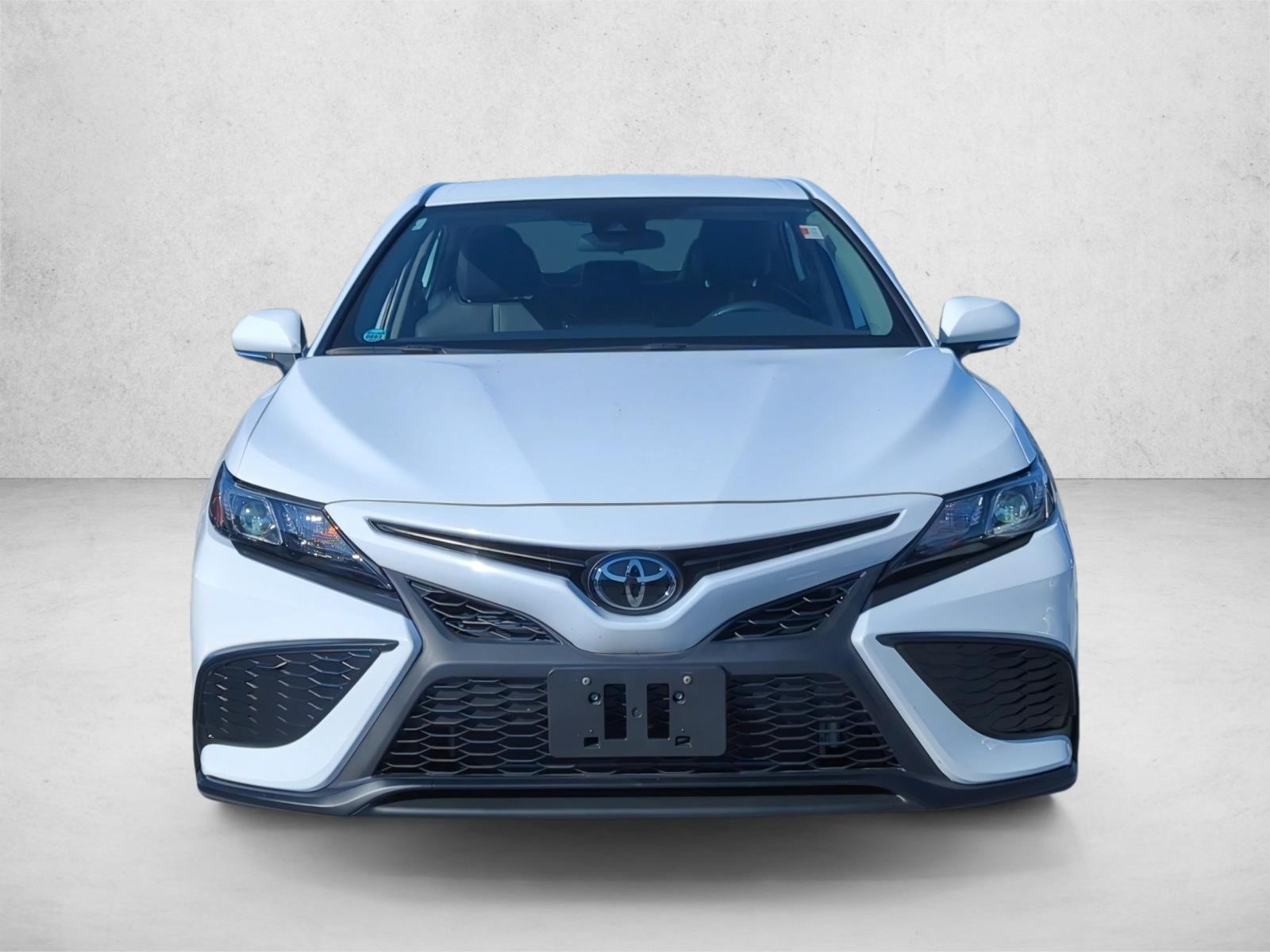 2023 Toyota Camry SE photo 2