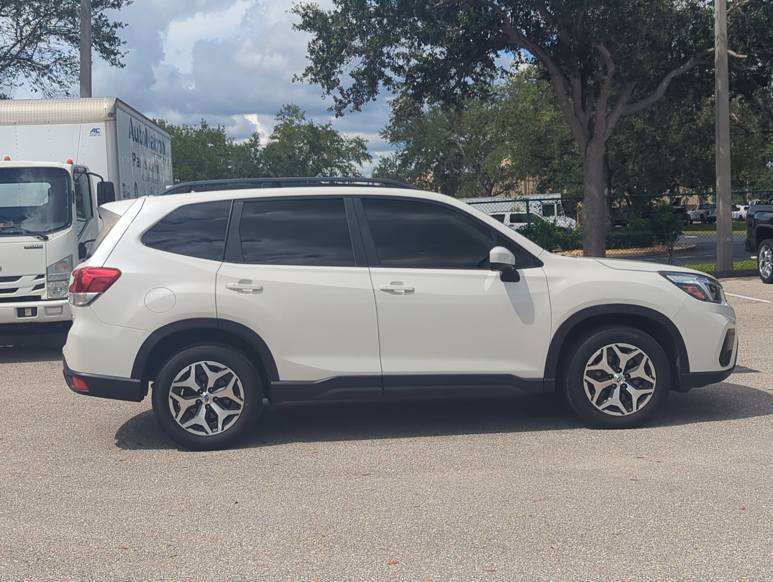 2021 Subaru Forester Premium photo 3