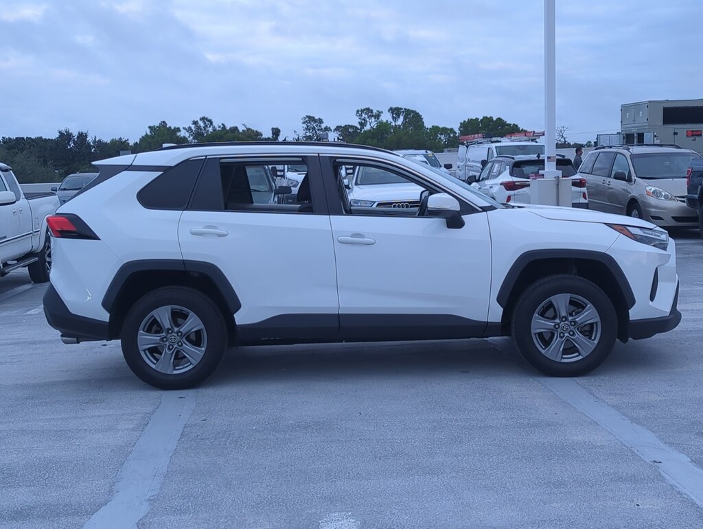 Used 2022 Toyota RAV4 XLE SUV