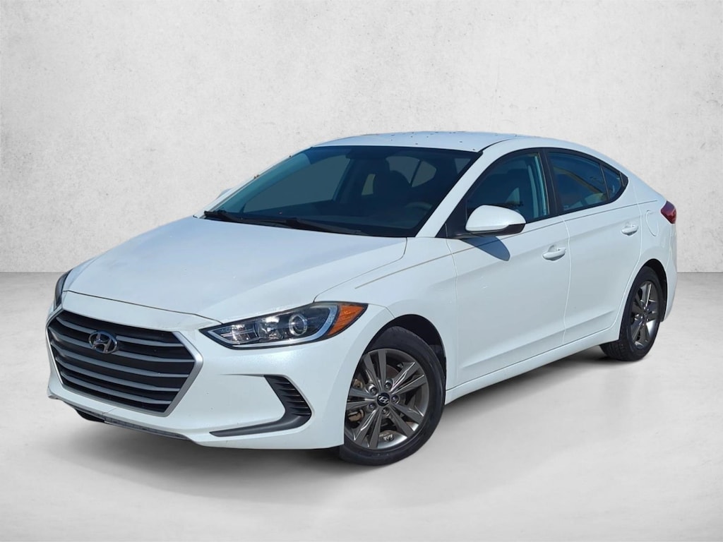 Used 2017 Hyundai Elantra SE Sedan