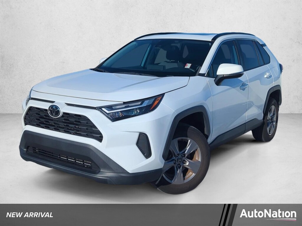 Used 2022 Toyota RAV4 XLE SUV