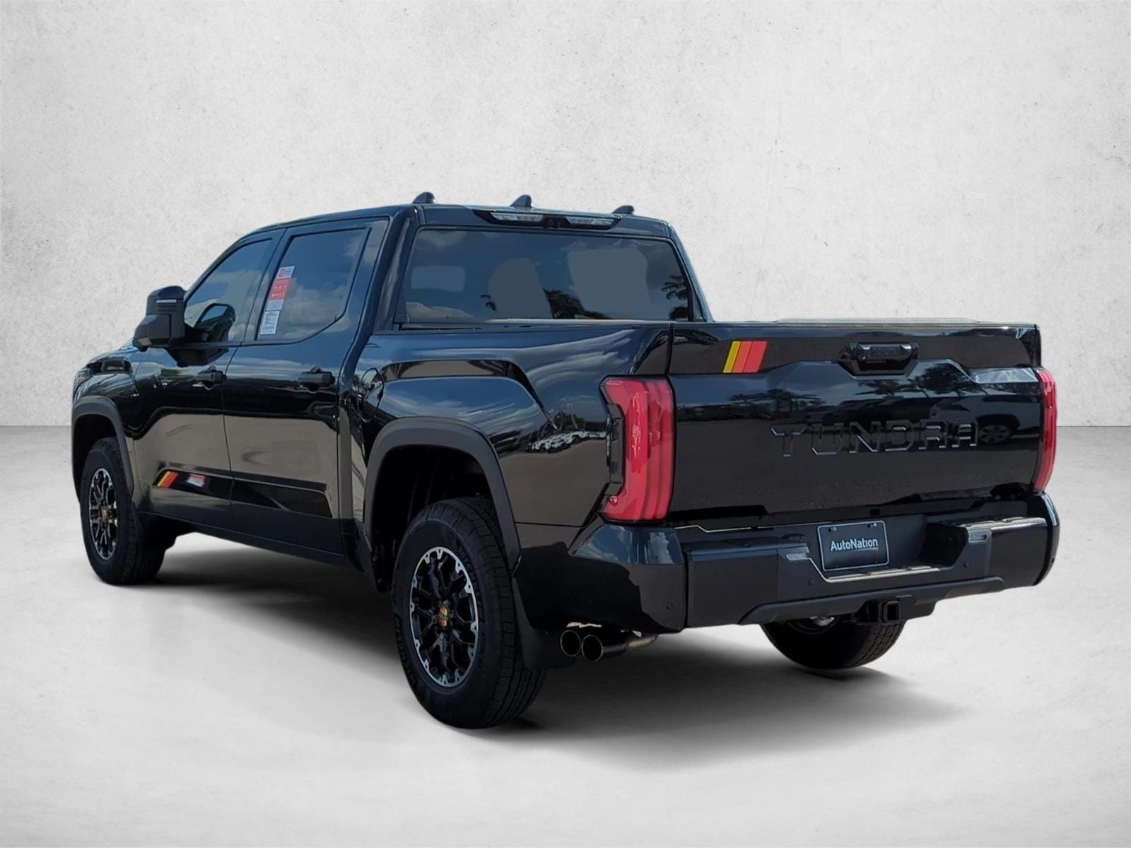 2026 Toyota Tundra SR5 - Photo 7