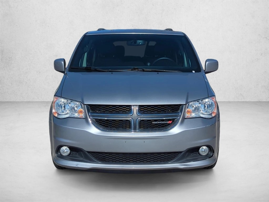 Used 2017 Dodge Grand Caravan SXT Van