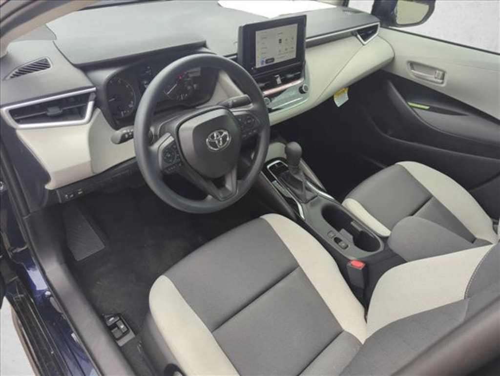 Certified 2025 Toyota Corolla LE Sedan