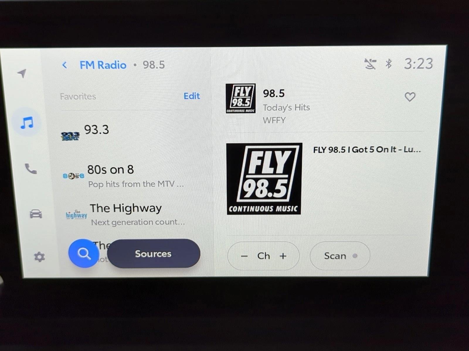 2025 Toyota Tacoma SR5 - Photo 11
