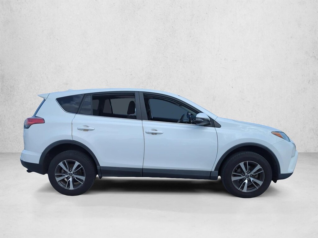 Used 2018 Toyota RAV4 XLE SUV