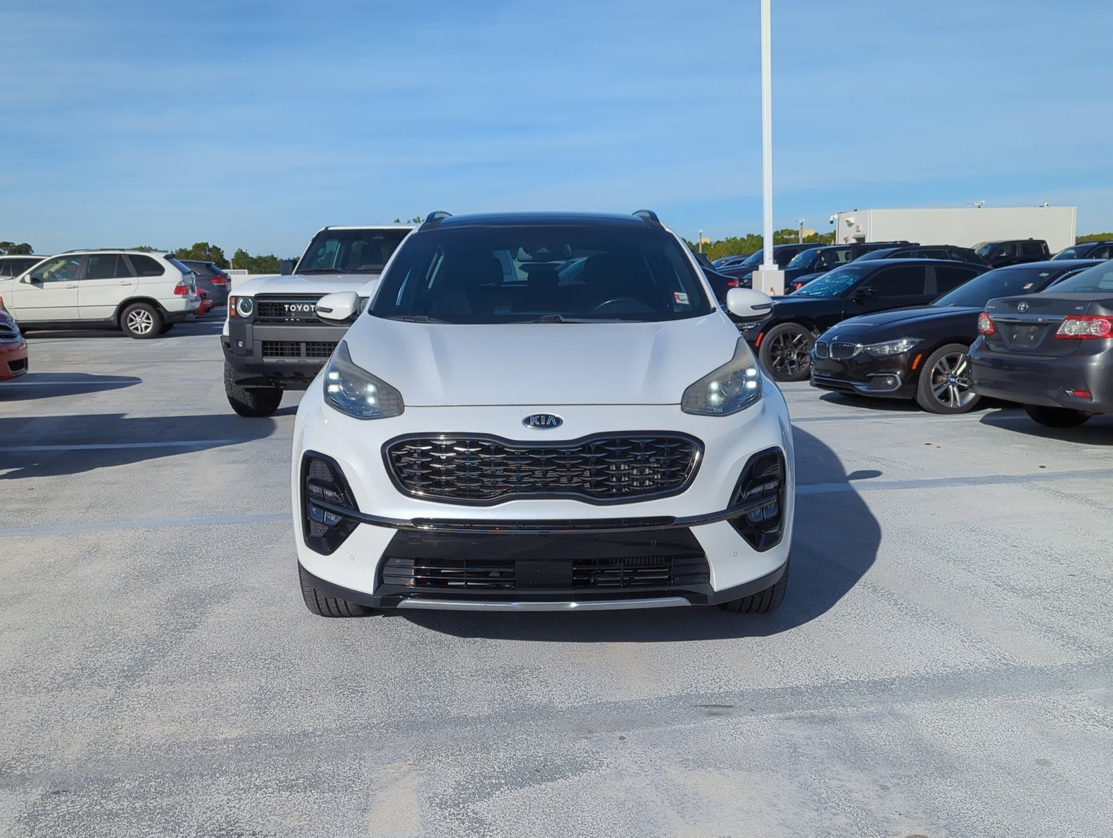 2020 Kia Sportage SX Turbo photo 2