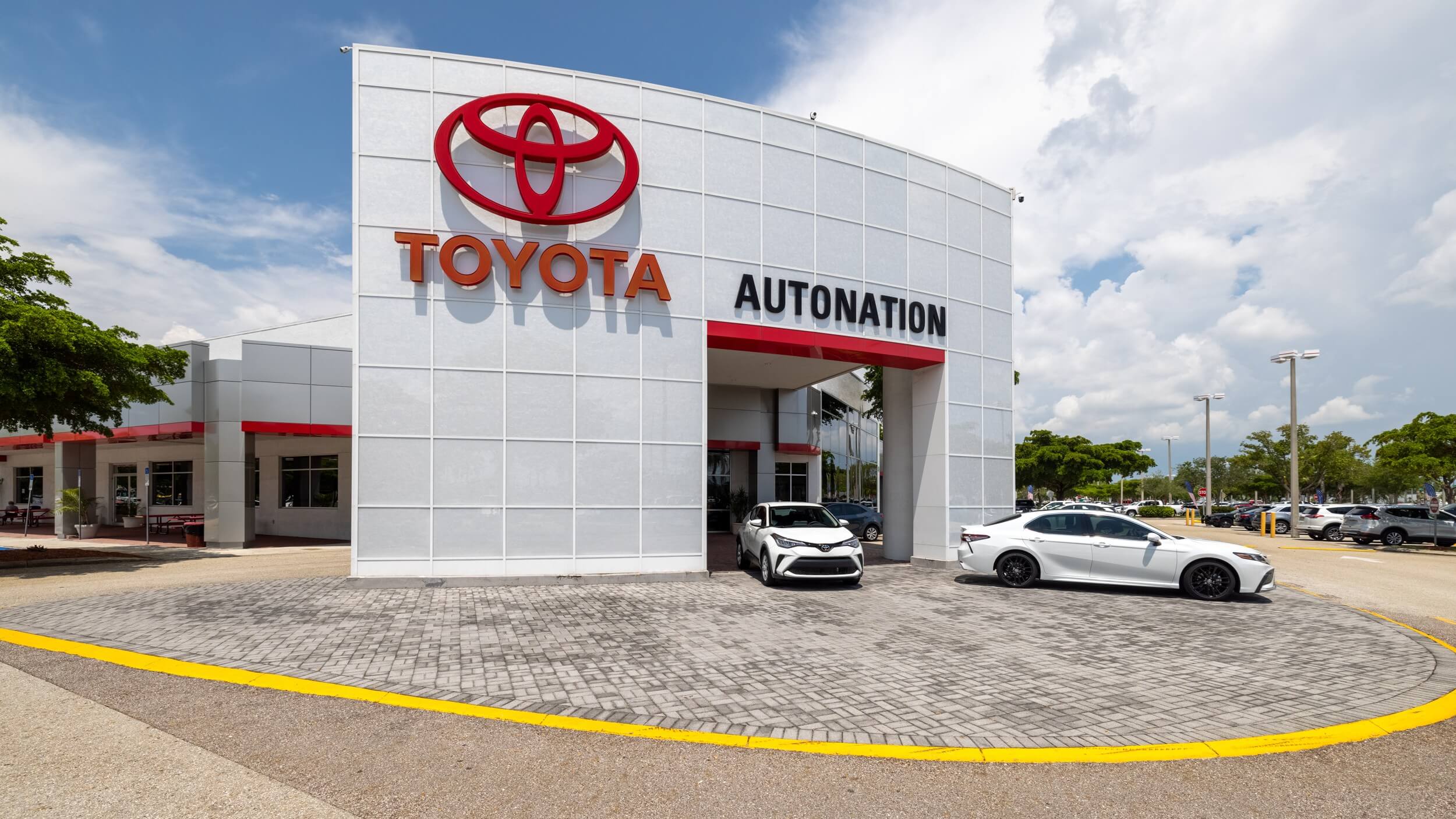Toyota Dealership in Cape Coral | New & Used Cars For Sale