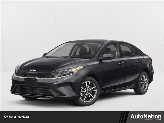 2023 Kia Forte LXS AT's photo