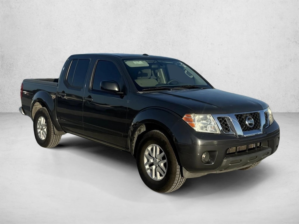 Used 2015 Nissan Frontier SV Truck Crew Cab
