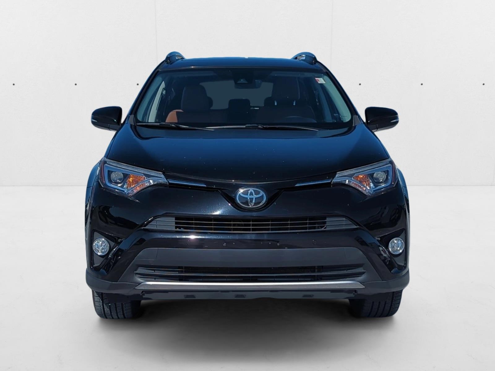 2017 Toyota RAV4 Limited photo 2