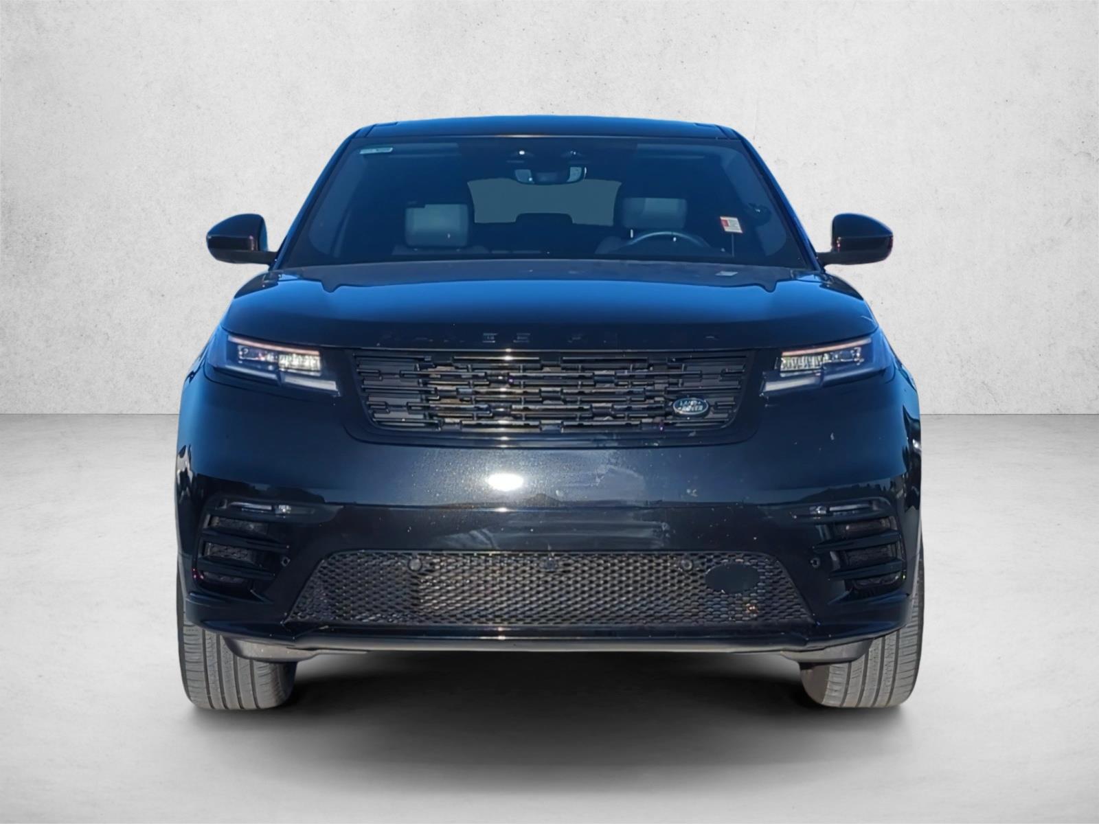 2024 Land Rover Range Rover Velar P250 Dynamic SE photo 2
