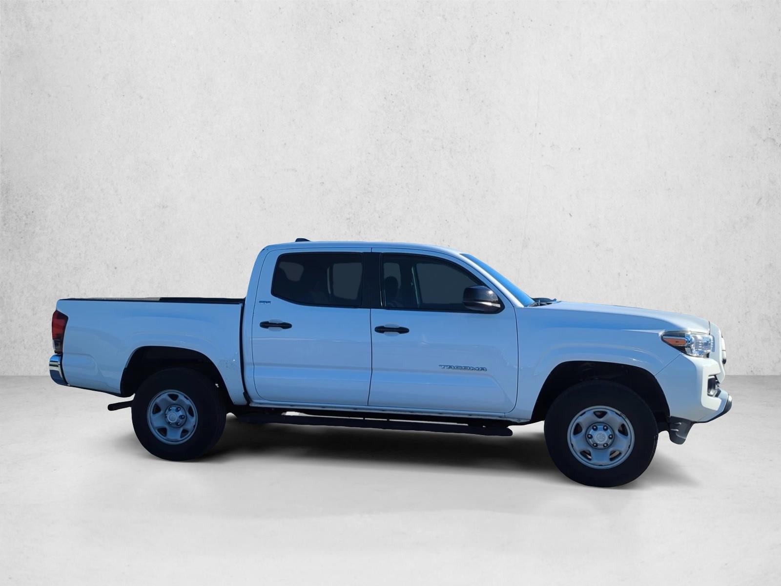 2020 Toyota Tacoma SR5 Double Cab photo 4
