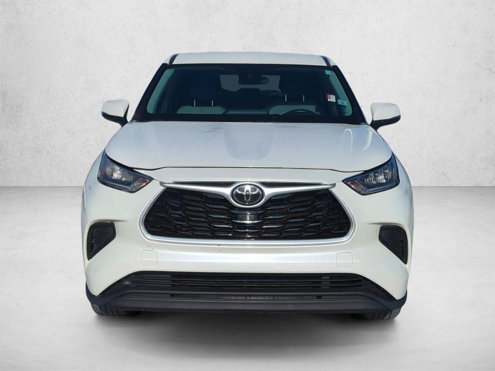 2020 Toyota Highlander L photo 2