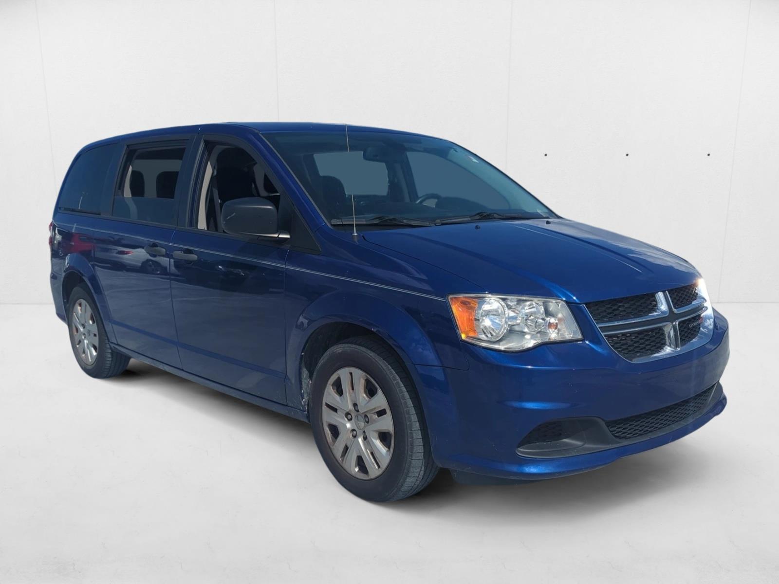 2019 Dodge Grand Caravan SE photo 3